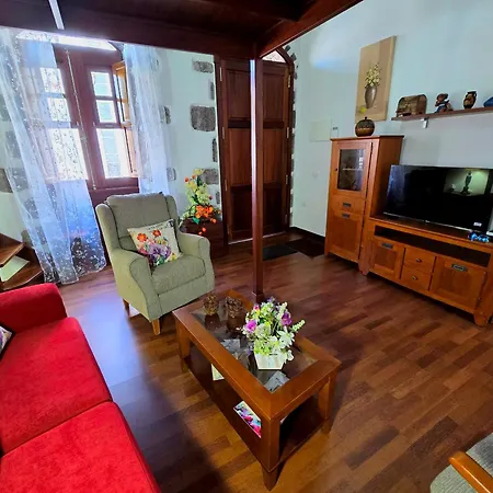 Dom wakacyjny Cozy Canarian House La Casa De Mis Abuelitos By Hrtenerife Net